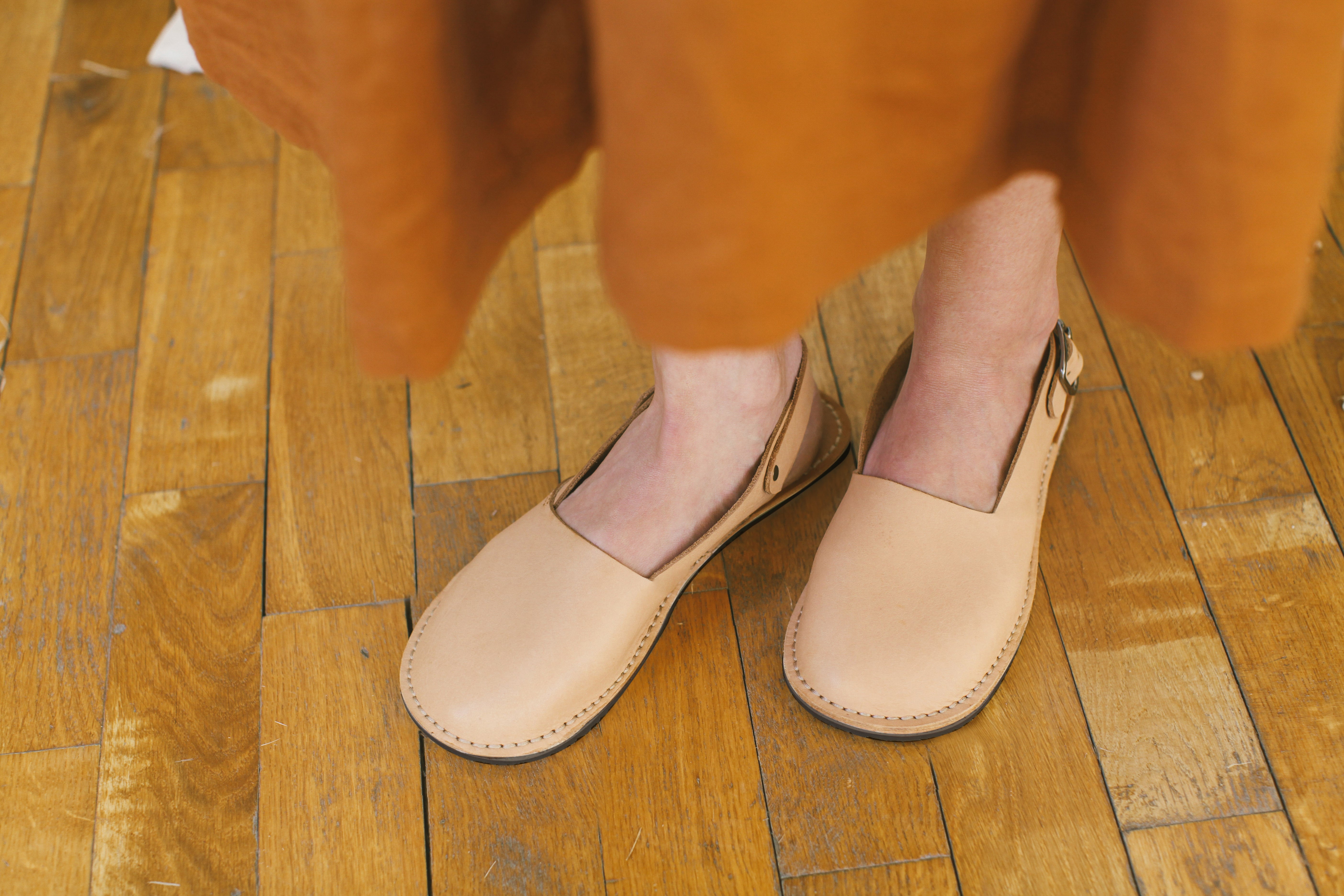 Olive Barefoot - Cuoio