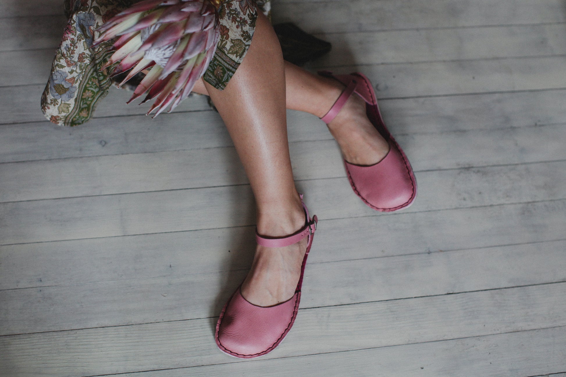 barefoot sandals side profile showing zero drop sole
